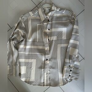 H&M Black and White Geometric Button Down Shirt